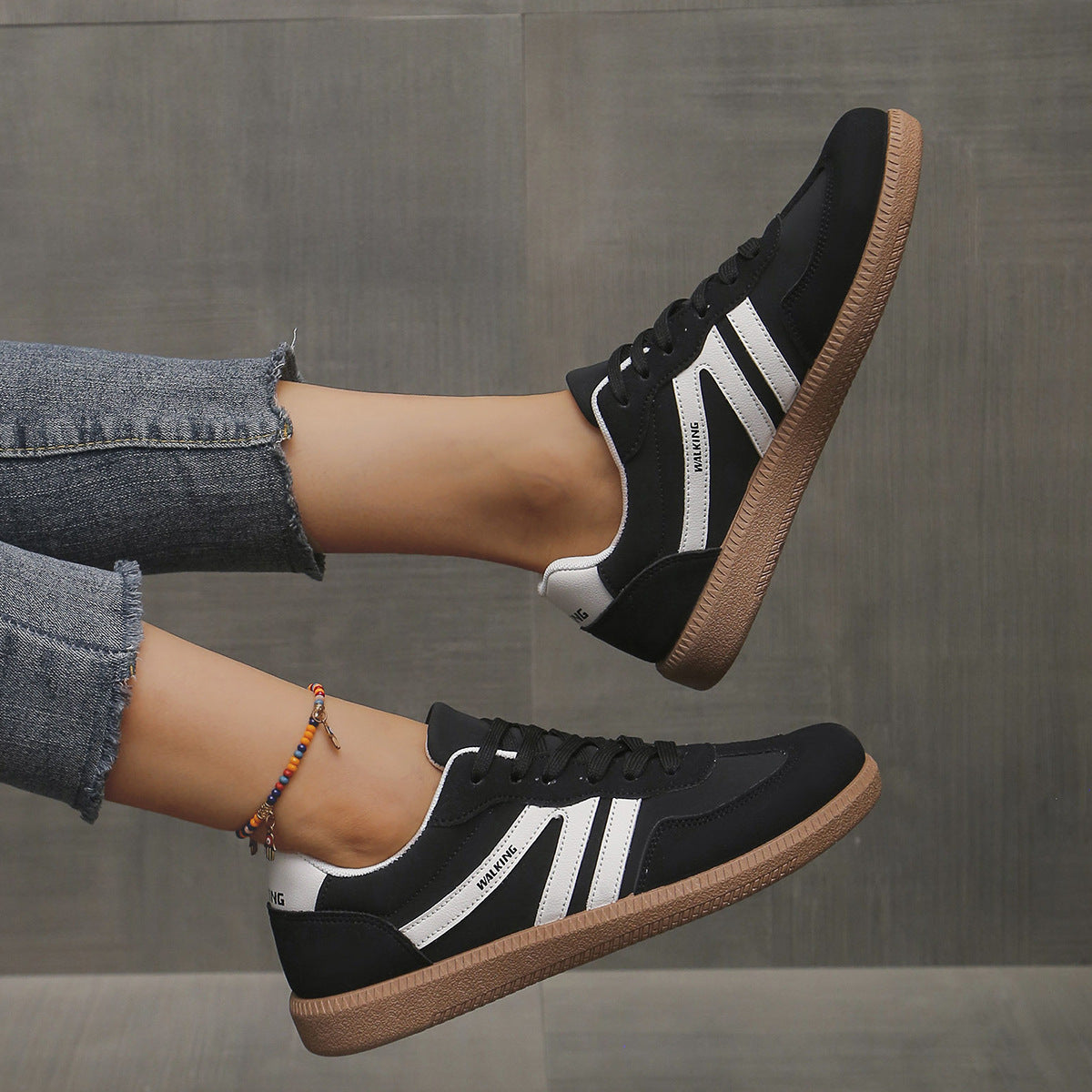 Deliza | Orthopaedic Shoes