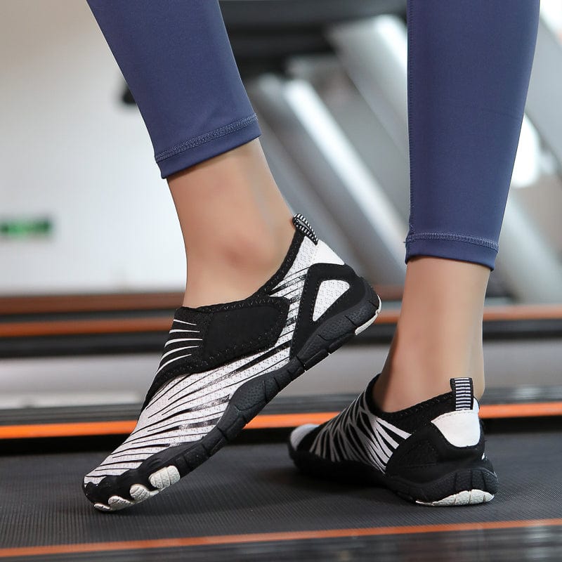 Mira - Barefoot Orthopedic Shoes