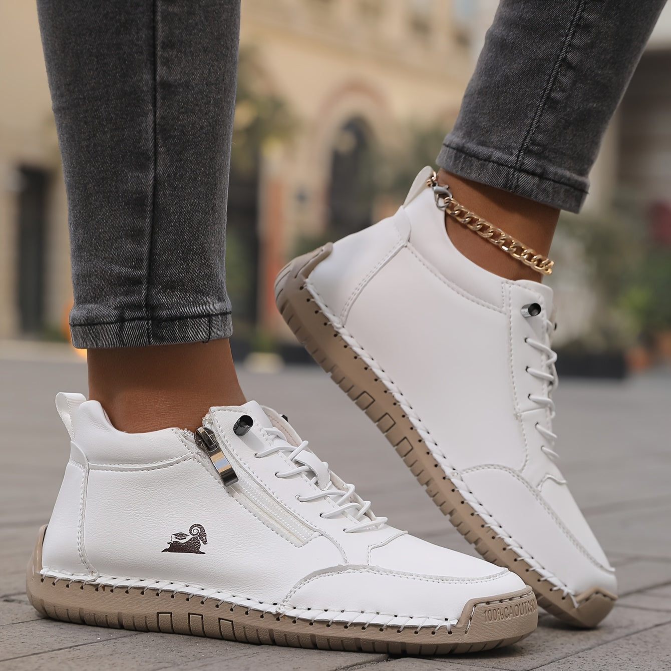 Mila – Orthopaedic Shoes