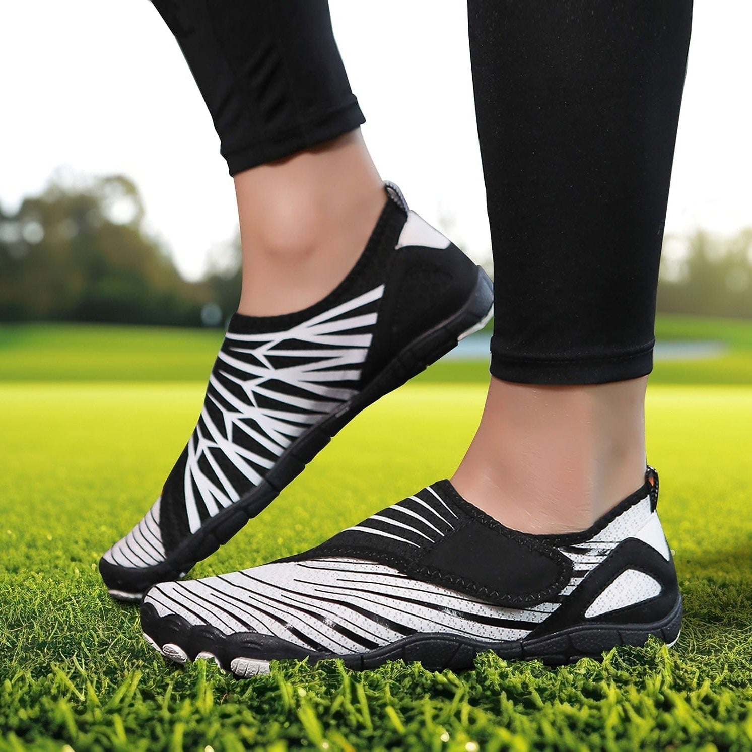 Mira - Barefoot Orthopedic Shoes